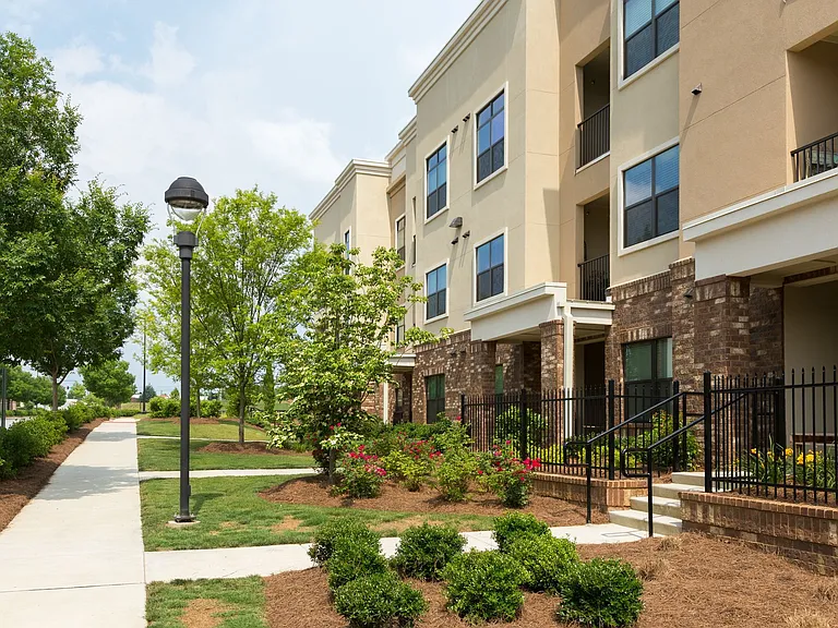 Terraces At Suwanee Gateway — Photo 14