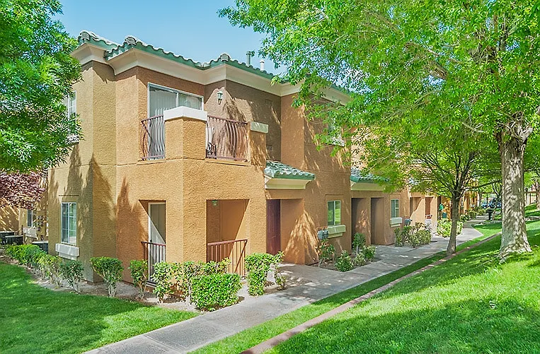 Horizon Ridge Apartments — Photo 23