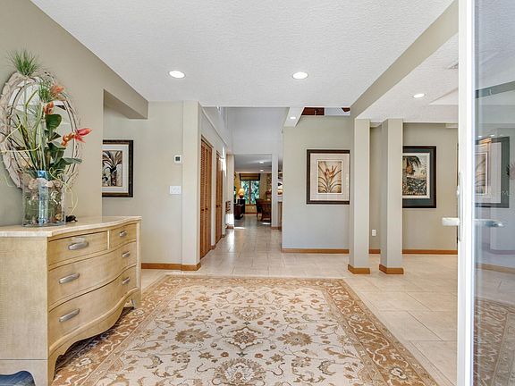 5th image of 2907 Pony Ln