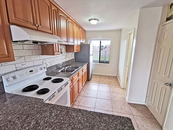 4th image of 4538 Norwood St #M