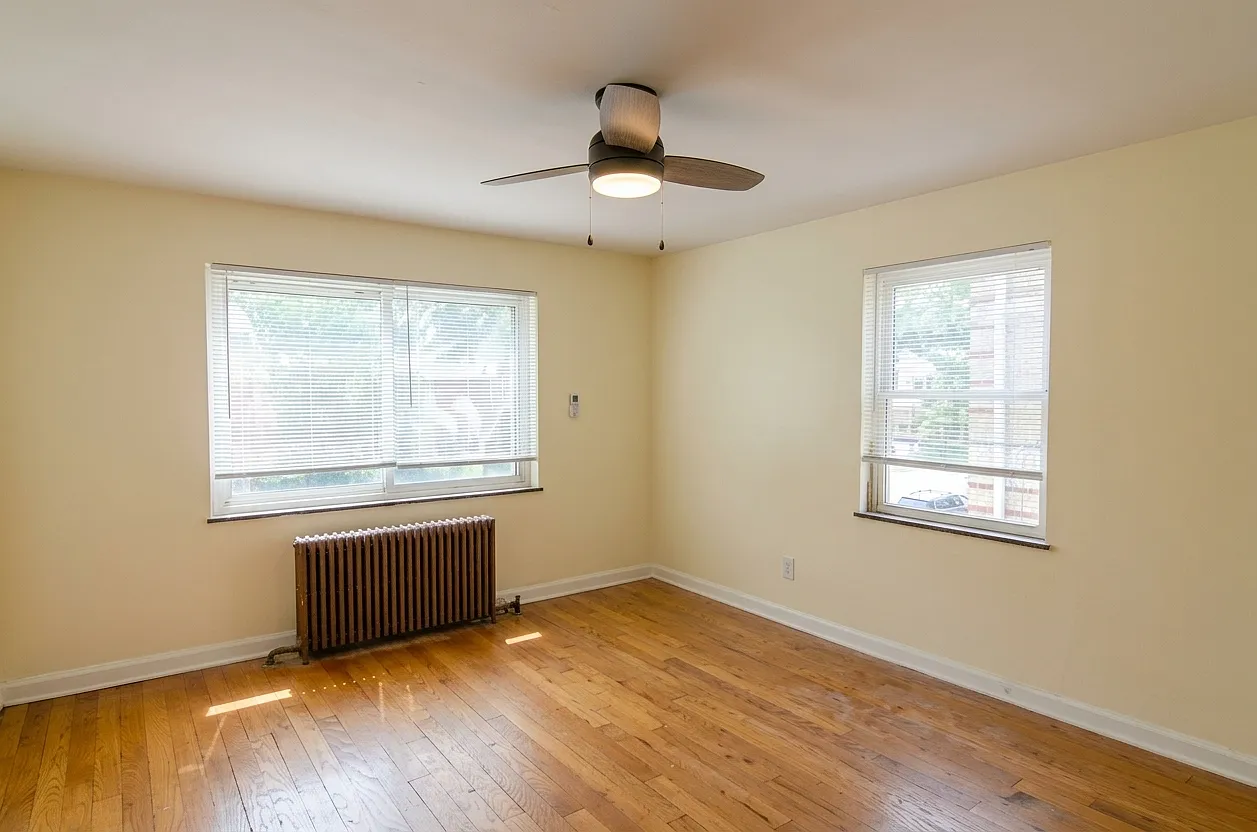 1 bed, 700 sqft, $975 — Photo 3