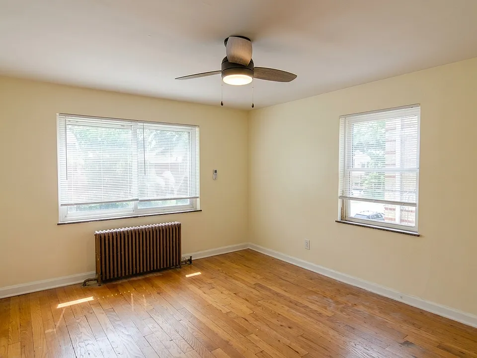 2536 Williams Ave #4