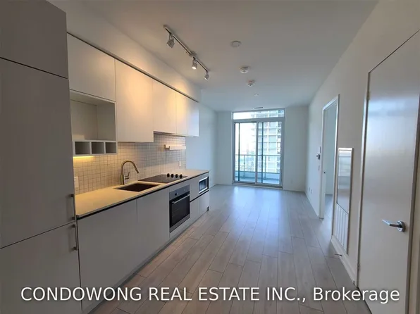 950 Portage Pkwy, Vaughan, ON