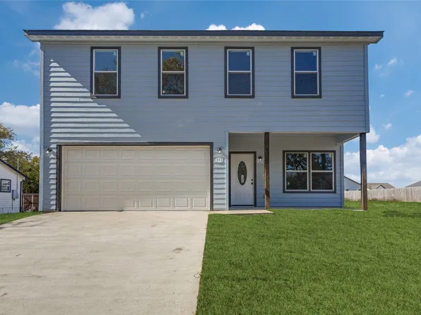 313 N Main St, Randolph, TX 75475