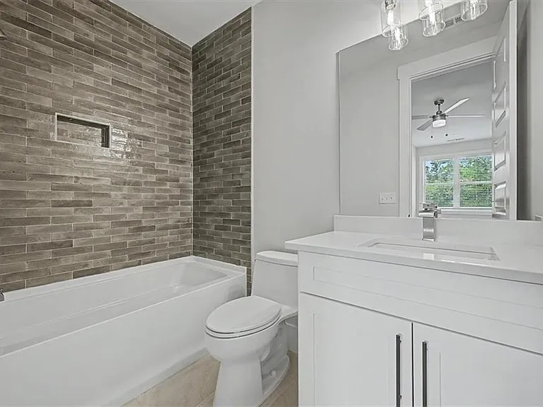 217 Laura Lake Rd — Photo 42