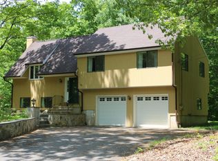 94 Pisgah Rd, Oxford, CT 06478