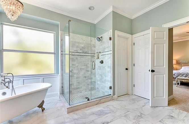 NEW MASTER BATH