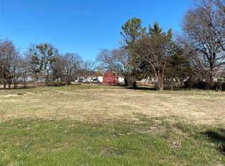 1818 Mobile Rd, Grand Prairie, TX 75052