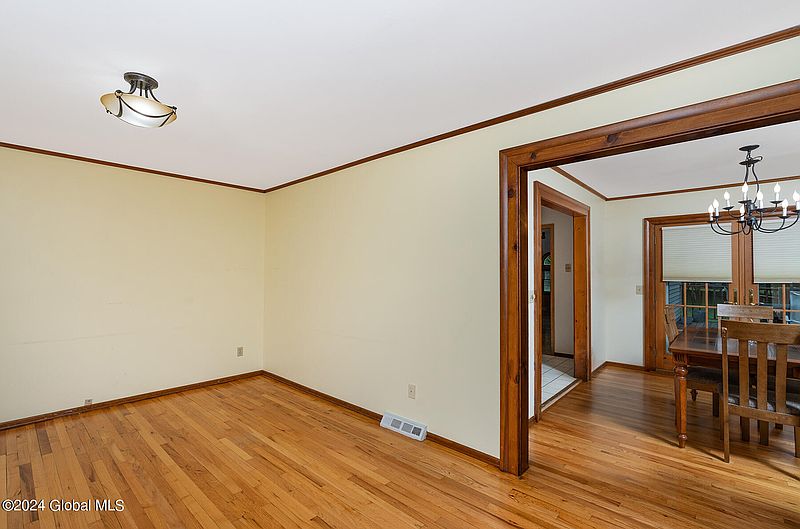 4th image of 24 Lavery Drive