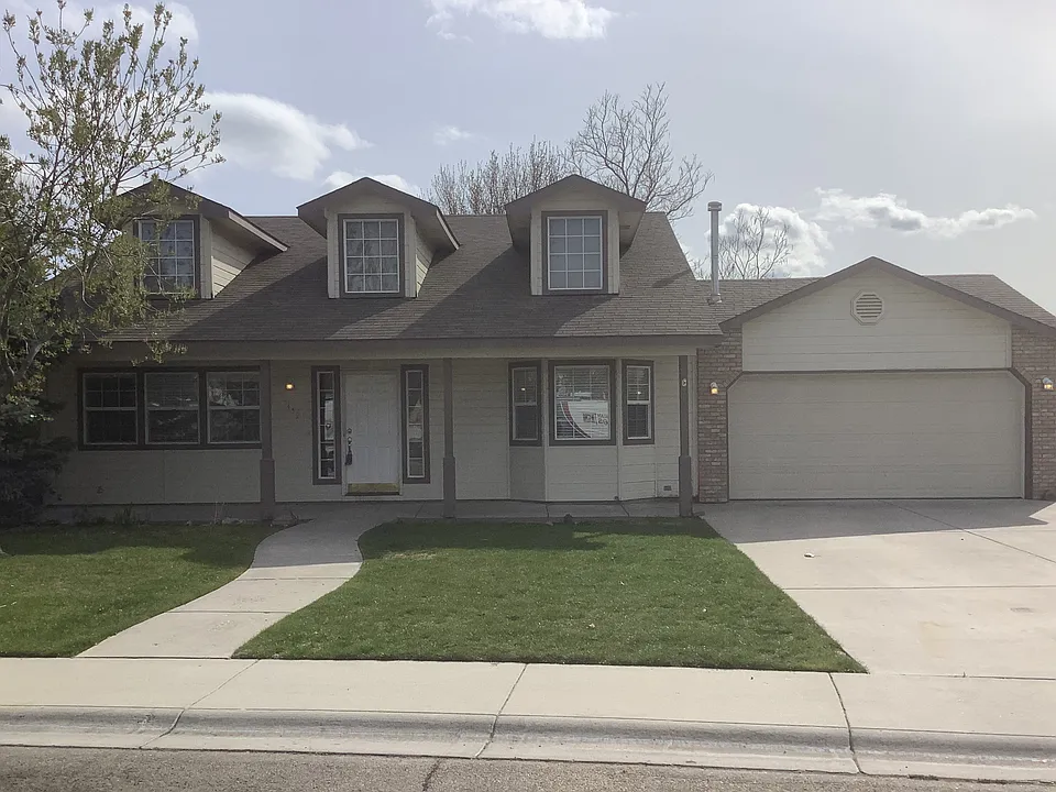 7459 Newbrook Dr