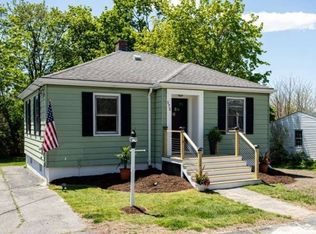 175 Maple St, Somerset, MA 02726