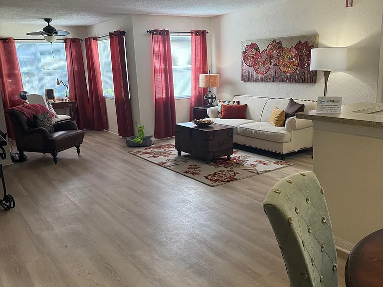 River Park Apartments — Photo 67