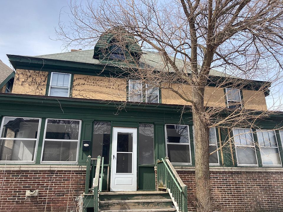 1st image of 3000 James Ave S #3000