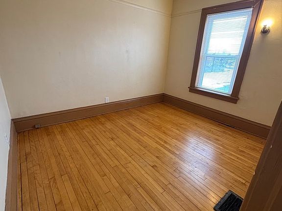 4th image of 1259 N Main St #2