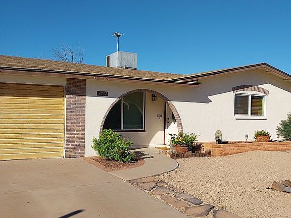 2nd image of 4732 W Altadena Ave