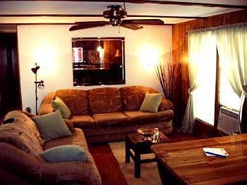 3rd image of 102 Wood Dr