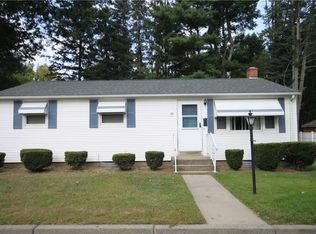 25 Fyffe Ave, Cranston, RI 02920