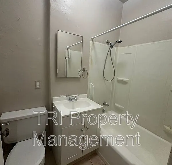 414 13th Ave — Photo 7
