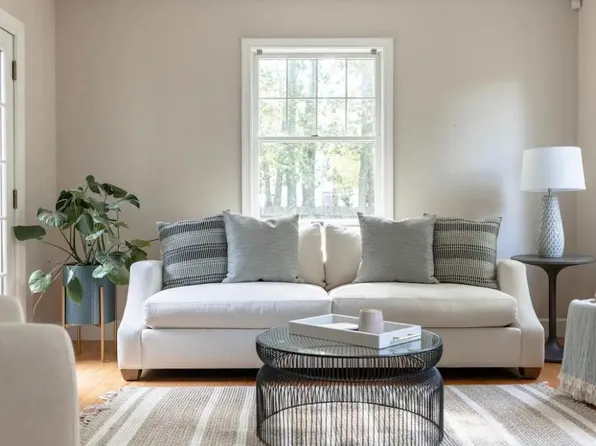 12 George St, Newport, RI 02840