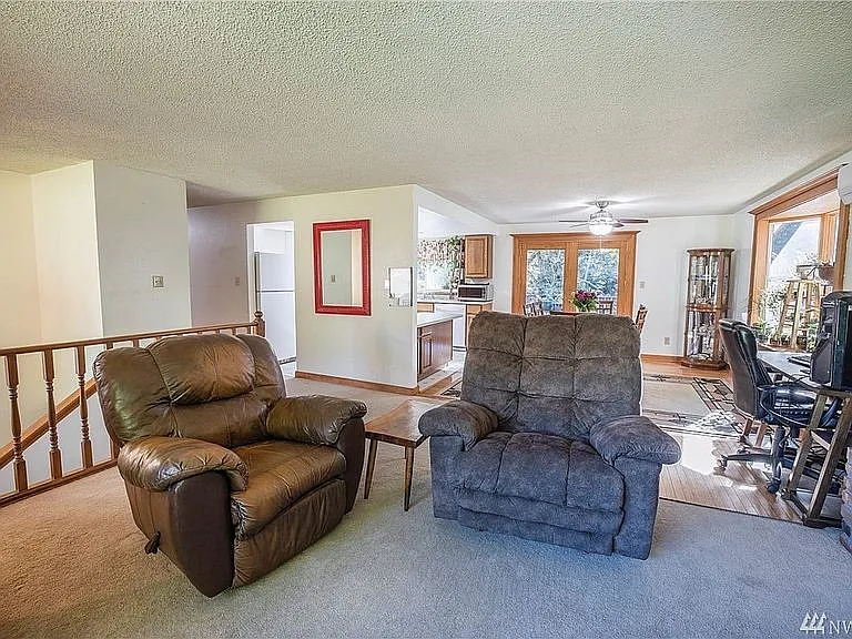 17050 Finley Rd NE — Photo 11