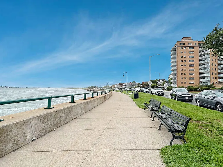 296 Lynn Shore Dr #104 — Photo 6