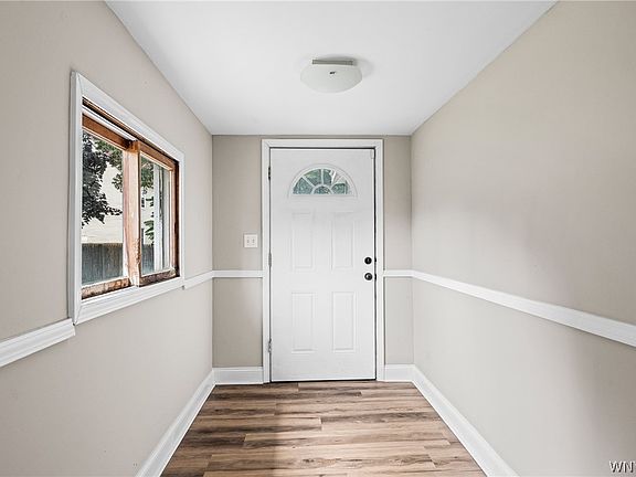 2nd image of 264 Babcock St