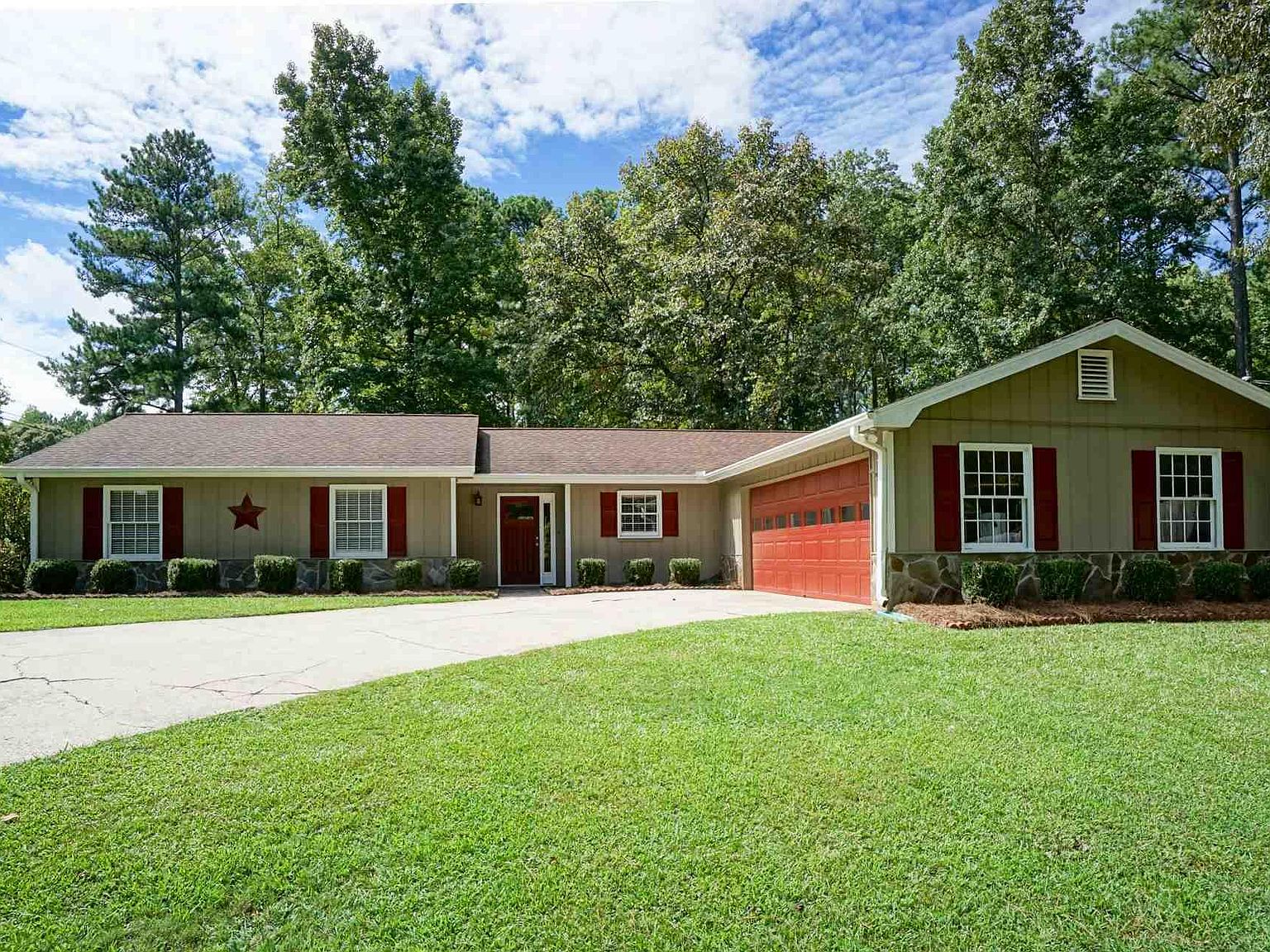 100 Julie Rd, Tyrone, GA 30290 Zillow
