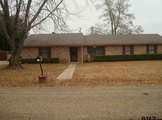 40 N County Road 1118, Mount Pleasant, TX 75455