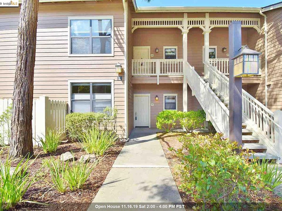 1st image of 63 Shoreline Ct