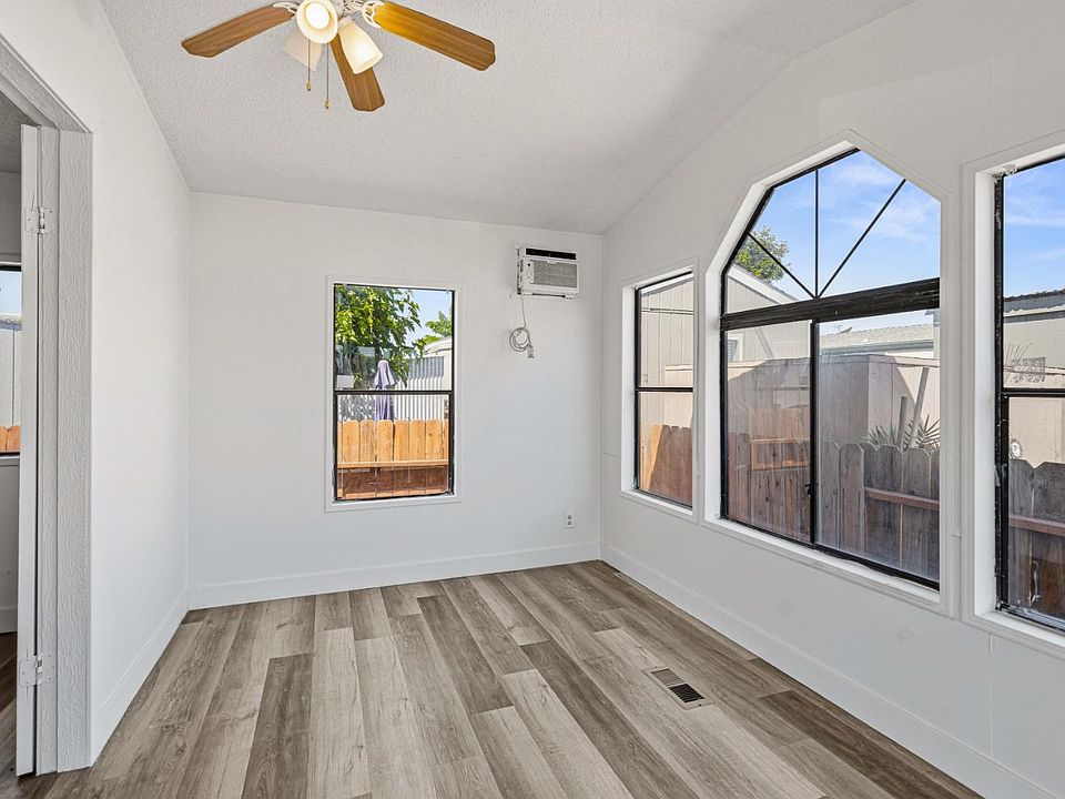 1st image of 555 Moffat Blvd #61