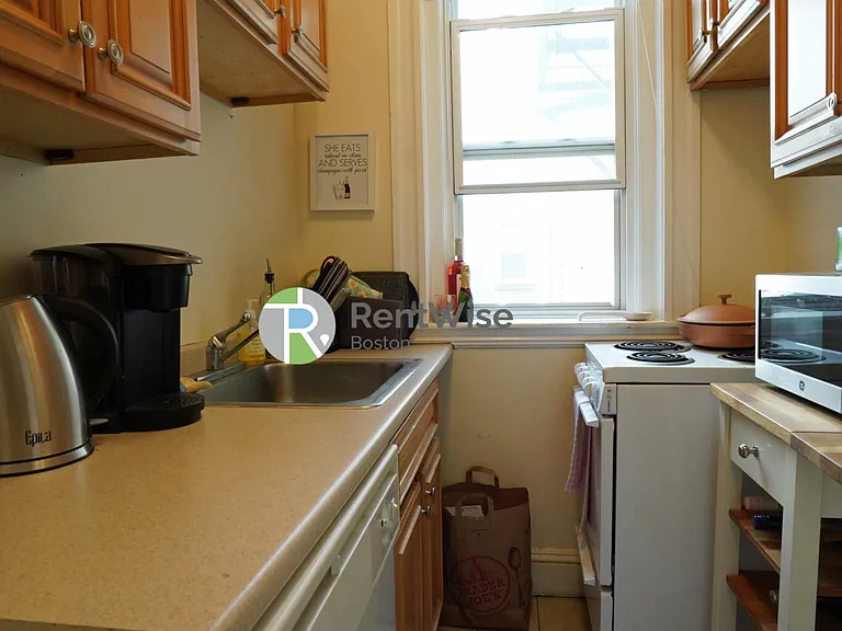 1820 Commonwealth Ave #1 — Photo 6