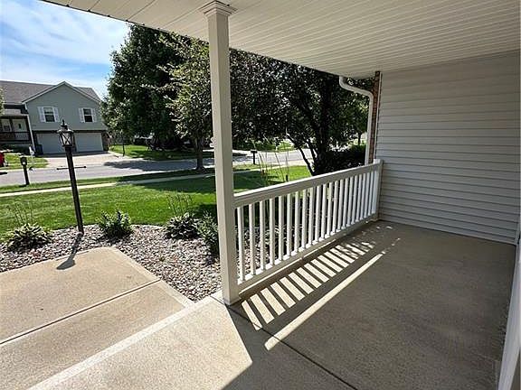 4th image of 3214 Arbor Lake Dr