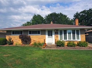 3641 Spencer Rd, Rocky River, OH 44116