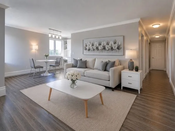 2008 Fullerton Ave #1208, North Vancouver, BC V7P 3G7
