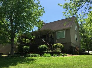 10124 Arnold Ln, Mascot, TN 37806