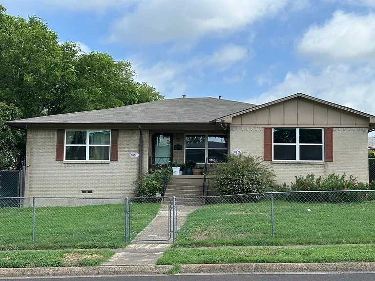10823 Lake Gardens Dr — Photo 7