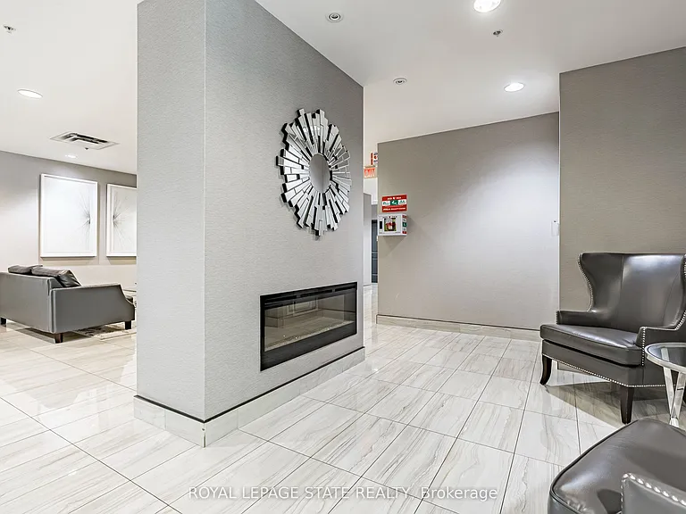 85 Robinson St #1010 — Photo 26