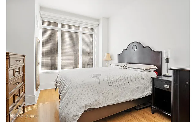 Sold by Douglas Elliman | media 3