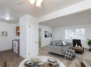 Franklin Manor Apartments, Saint Helens, OR 97051