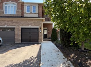 2443 Newcastle Cres, Oakville, ON L6M 4P9