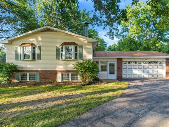 2706 Christy Ave, Grover, MO 63040