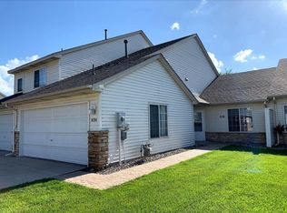 838 Swaps Dr, Shakopee, MN 55379