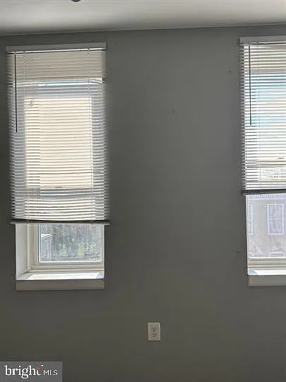 1612 W Lexington St — Photo 10