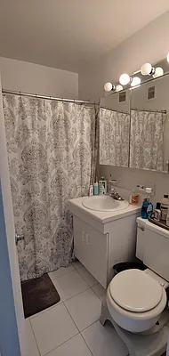 Rented by Weichert Manhattan Midtown | media 8