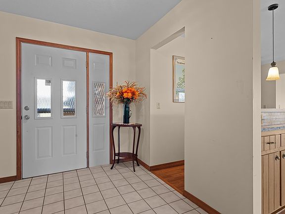 3rd image of 106 Louann Dr
