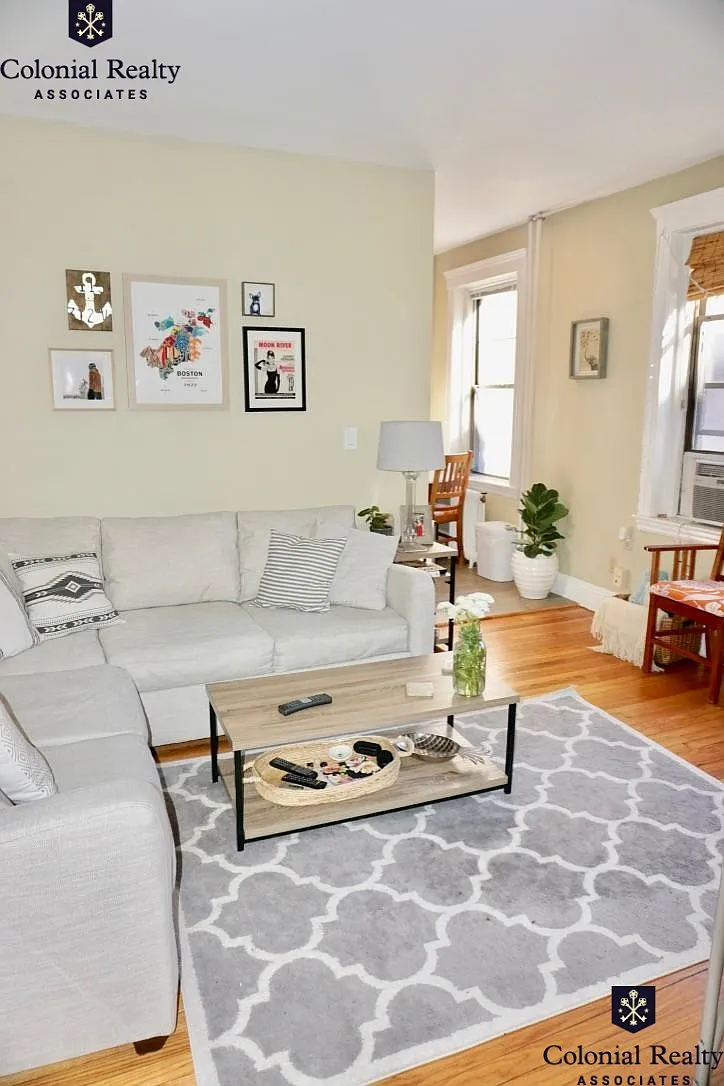 1 bed, 1.0 bath, 750 sqft, $3,100 — Photo 1