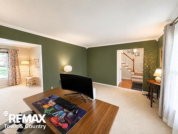 5th image of 2516 Redwood Dr