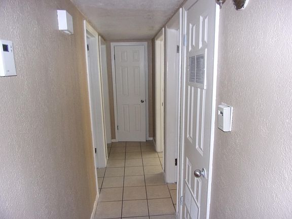 5th image of 1611 Globe Cir