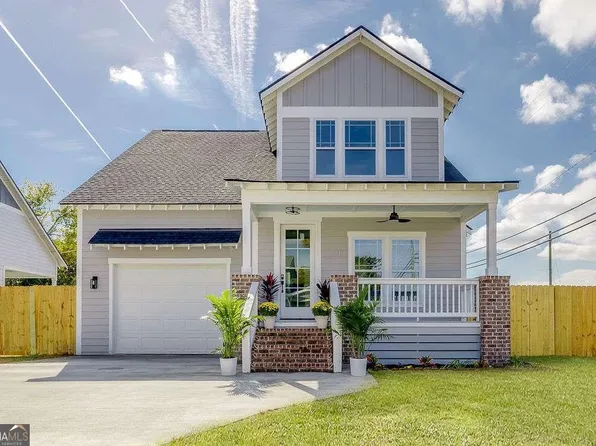 2001 E 38th St, Savannah, GA 31404