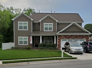 121 Bella Dr, Chesapeake, VA 23322